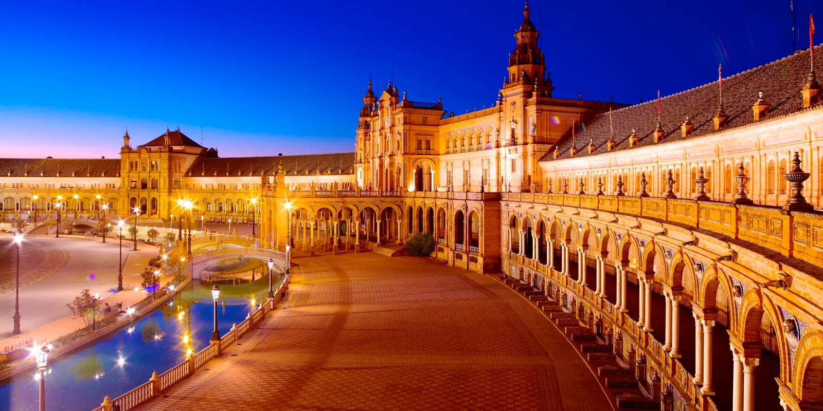 Viajes grupales a Sevilla