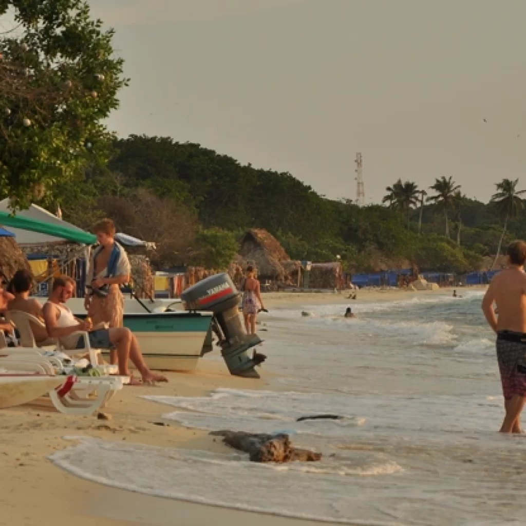 Playa-Blanca-Isla-Baru