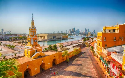 Torre-del-Reloj-en-Cartagena-de-Indias-Colombia